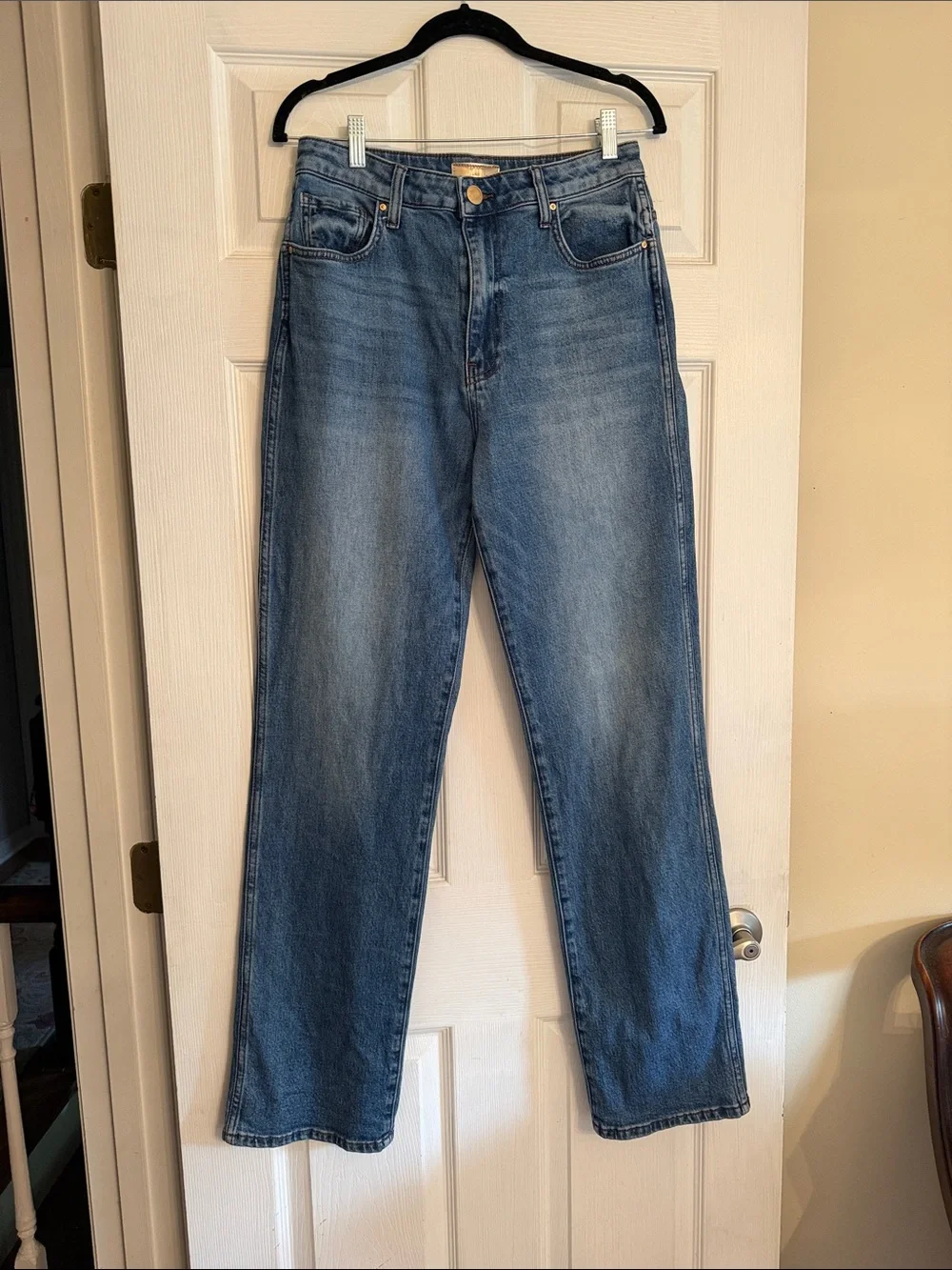 Kut from the Kloth Medium Blue High-Rise Straight Jeans